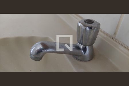 Casa à venda com 70m², 3 quartos e 4 vagas Casa à venda com 70m², 3 quartos e 4 vagasBanheiro Quarto 1 suíte