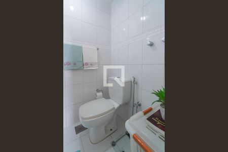 Apartamento à venda com 70m², 2 quartos e 1 vaga Apartamento à venda com 70m², 2 quartos e 1 vagaBanheiro de Serviço