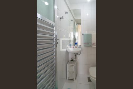 Apartamento à venda com 70m², 2 quartos e 1 vaga Apartamento à venda com 70m², 2 quartos e 1 vagaBanheiro de Serviço