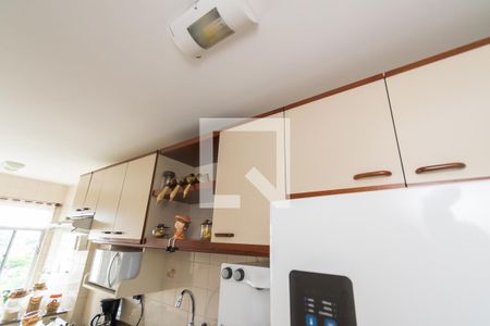 Apartamento à venda com 70m², 2 quartos e 1 vaga Apartamento à venda com 70m², 2 quartos e 1 vagaCozinha - Armários