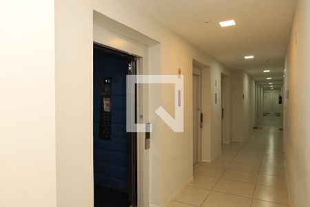 Área comum - Saguão do andar de apartamento à venda com 2 quartos, 43m² em Cidade Líder, São Paulo