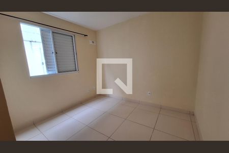 Quarto 2 de apartamento para alugar com 2 quartos, 45m² em Parque Santa Rosa, Suzano