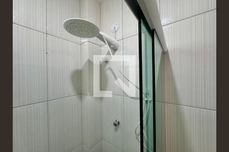 Casa de condomínio à venda com 410m², 3 quartos e 4 vagas Casa de condomínio à venda com 410m², 3 quartos e 4 vagasBanheiro Social