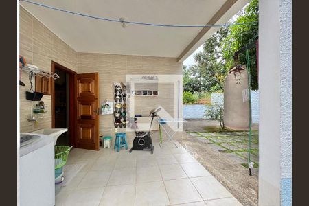 Casa de condomínio à venda com 410m², 3 quartos e 4 vagas Casa de condomínio à venda com 410m², 3 quartos e 4 vagasÁrea de Serviço