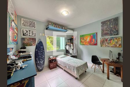 Casa de condomínio à venda com 410m², 3 quartos e 4 vagas Casa de condomínio à venda com 410m², 3 quartos e 4 vagasSuíte 2