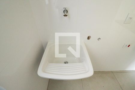 Apartamento à venda com 45m², 2 quartos e sem vagaCozinha e Área de Serviço