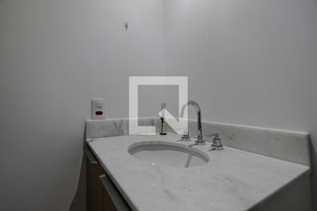 Apartamento para alugar com 80m², 3 quartos e 2 vagas Apartamento para alugar com 80m², 3 quartos e 2 vagasBanheiro