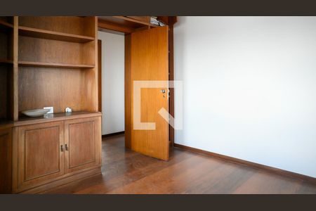 Apartamento à venda com 200m², 3 quartos e 2 vagasQuarto 1