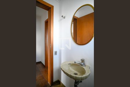 Lavabo de apartamento à venda com 3 quartos, 200m² em Aclimação, São Paulo