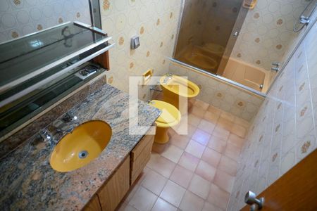 Apartamento à venda com 200m², 3 quartos e 2 vagasQuarto 2