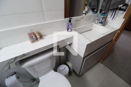 Casa para alugar com 194m², 3 quartos e 2 vagasBanheiro Social