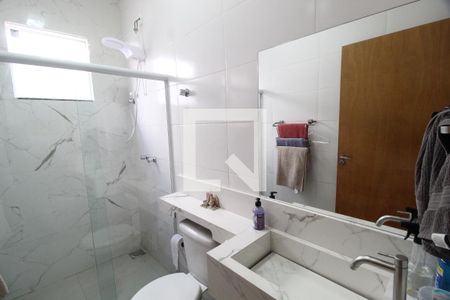 Casa para alugar com 194m², 3 quartos e 2 vagasBanheiro Social