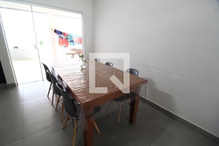 Casa para alugar com 194m², 3 quartos e 2 vagasCopa