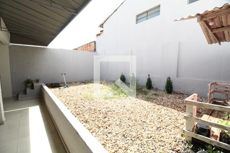 Casa para alugar com 194m², 3 quartos e 2 vagasQuintal