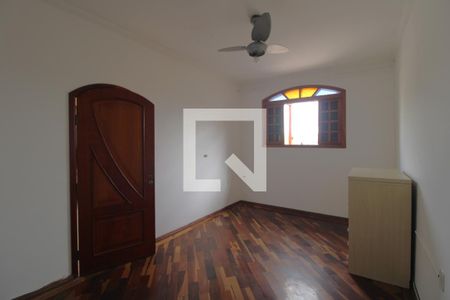 Casa para alugar com 260m², 4 quartos e 2 vagasQuarto 3