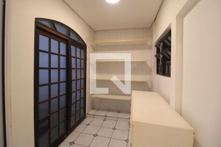 Casa para alugar com 260m², 4 quartos e 2 vagasDespensa