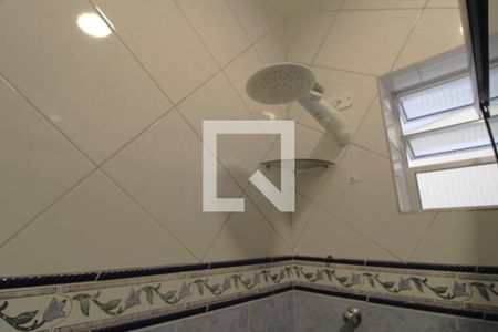 Casa para alugar com 260m², 4 quartos e 2 vagasBanheiro comum 2/ chuveiro