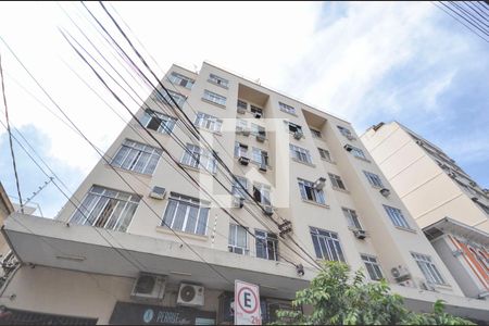 Apartamento à venda com 63m², 2 quartos e sem vagaFachada