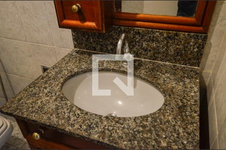 Apartamento à venda com 63m², 2 quartos e sem vagaBanheiro