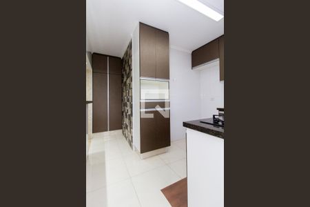 Apartamento para alugar com 68m², 2 quartos e 1 vagaCozinha