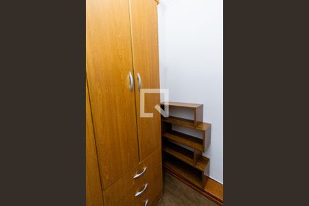 Apartamento para alugar com 68m², 2 quartos e 1 vagaCloset