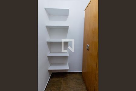 Apartamento para alugar com 68m², 2 quartos e 1 vagaCloset