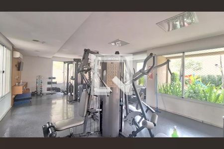 Apartamento à venda com 110m², 2 quartos e 2 vagas Apartamento à venda com 110m², 2 quartos e 2 vagasAcademia