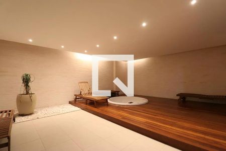 Apartamento à venda com 110m², 2 quartos e 2 vagas Apartamento à venda com 110m², 2 quartos e 2 vagasSpa