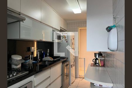 Apartamento à venda com 110m², 2 quartos e 2 vagas Apartamento à venda com 110m², 2 quartos e 2 vagasCozinha