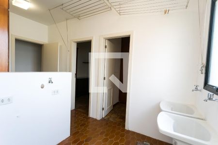 Apartamento para alugar com 260m², 4 quartos e 4 vagasÁrea de Serviço