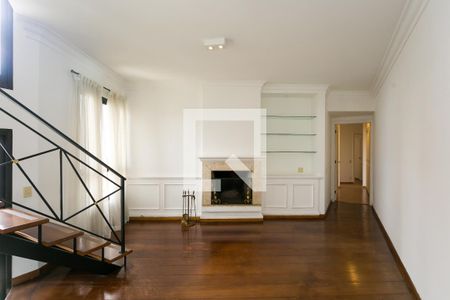 Apartamento para alugar com 260m², 4 quartos e 4 vagassala 3