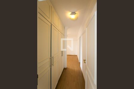 Apartamento para alugar com 260m², 4 quartos e 4 vagascorredor