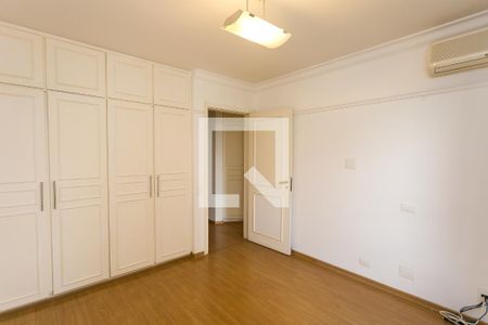 Apartamento para alugar com 260m², 4 quartos e 4 vagasquarto 1