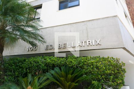 Apartamento para alugar com 260m², 4 quartos e 4 vagasFachada