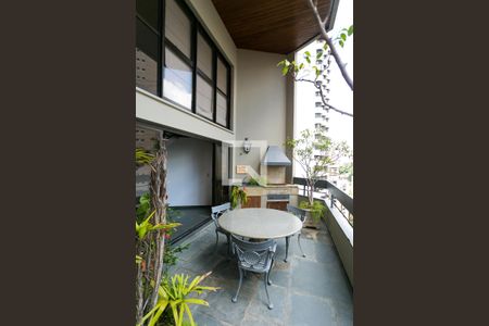 Apartamento para alugar com 260m², 4 quartos e 4 vagasÁrea comum - Salão de festas