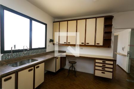 Apartamento para alugar com 260m², 4 quartos e 4 vagasCozinha