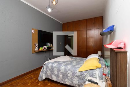 Casa à venda com 300m², 4 quartos e 3 vagas Casa à venda com 300m², 4 quartos e 3 vagasSuíte 1