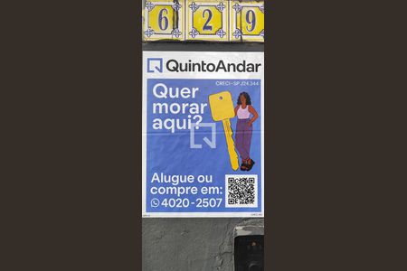 Casa à venda com 300m², 4 quartos e 3 vagas Casa à venda com 300m², 4 quartos e 3 vagasPlaquinha- Fachada