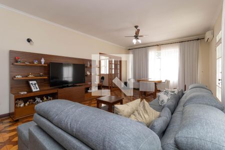 Sala de casa à venda com 4 quartos, 300m² em Alto de Pinheiros, São Paulo