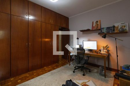 Casa à venda com 300m², 4 quartos e 3 vagas Casa à venda com 300m², 4 quartos e 3 vagasSuíte 3