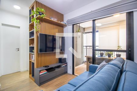 Sala de apartamento à venda com 2 quartos, 62m² em Continental, Osasco