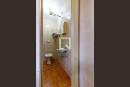 Apartamento à venda com 130m², 3 quartos e 4 vagas Apartamento à venda com 130m², 3 quartos e 4 vagasBanheiro de serviço