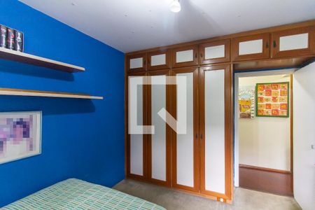 Apartamento à venda com 130m², 3 quartos e 4 vagas Apartamento à venda com 130m², 3 quartos e 4 vagasQuarto 2