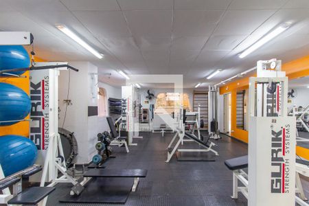 Apartamento à venda com 130m², 3 quartos e 4 vagas Apartamento à venda com 130m², 3 quartos e 4 vagasÁrea comum - Academia