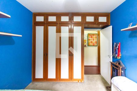 Apartamento à venda com 130m², 3 quartos e 4 vagas Apartamento à venda com 130m², 3 quartos e 4 vagasQuarto 2