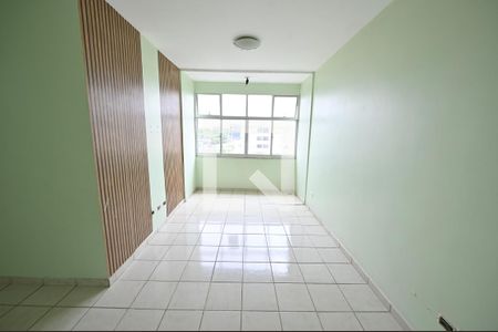 Sala de apartamento para alugar com 2 quartos, 60m² em Jardim Luz, Aparecida de Goiânia