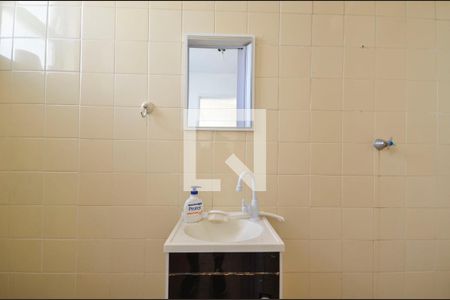 Apartamento à venda com 172m², 3 quartos e 2 vagasBanheiro de Serviço