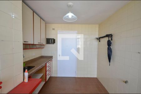 Apartamento à venda com 172m², 3 quartos e 2 vagasCozinha