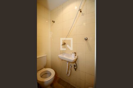 Apartamento para alugar com 110m², 3 quartos e 2 vagas Apartamento para alugar com 110m², 3 quartos e 2 vagasBanheiro de Serviço