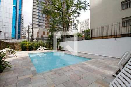 Apartamento para alugar com 110m², 3 quartos e 2 vagas Apartamento para alugar com 110m², 3 quartos e 2 vagasÁrea Comum - Piscina